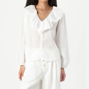 Gap long sleeve ruffle trim blouse v-neck cotton white closet staple basic large